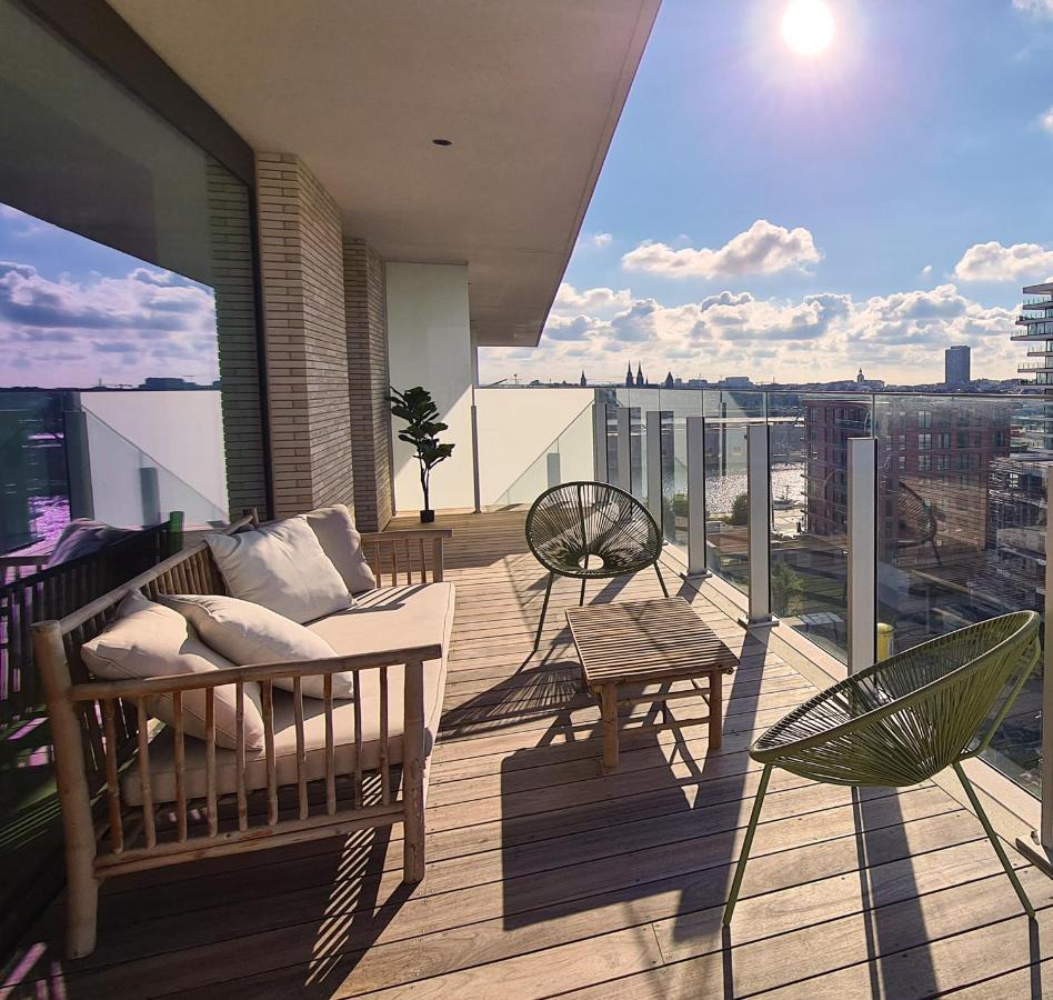 Central Park Tower Sea View Residence With Pool And Gym 奥斯滕德 外观 照片