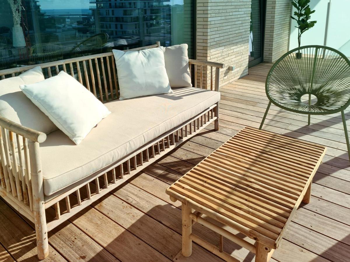 Central Park Tower Sea View Residence With Pool And Gym 奥斯滕德 外观 照片