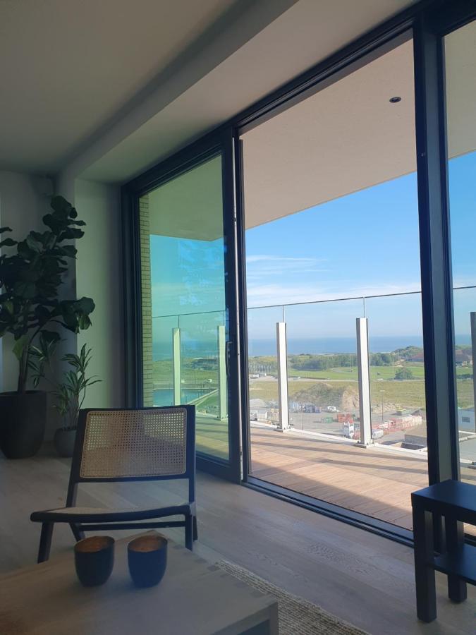 Central Park Tower Sea View Residence With Pool And Gym 奥斯滕德 外观 照片
