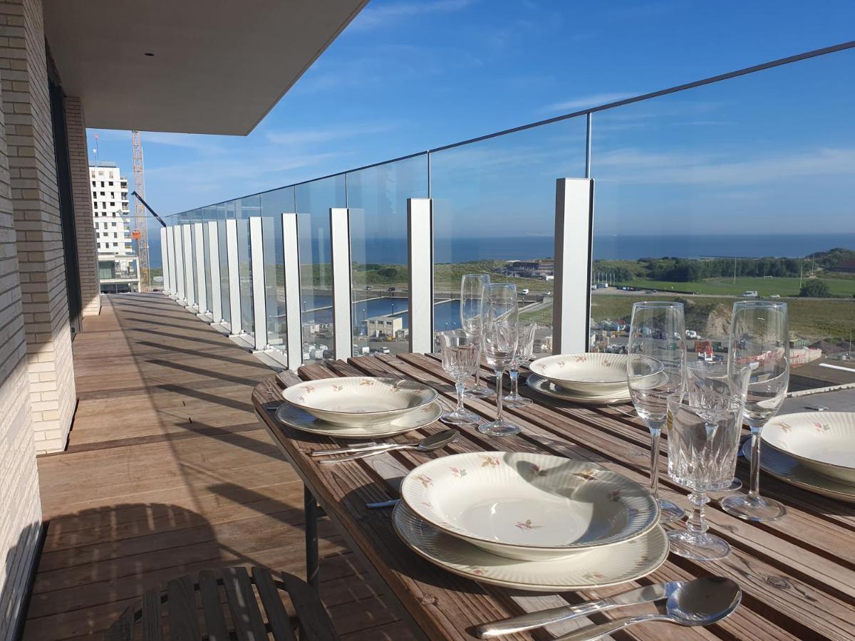 Central Park Tower Sea View Residence With Pool And Gym 奥斯滕德 外观 照片
