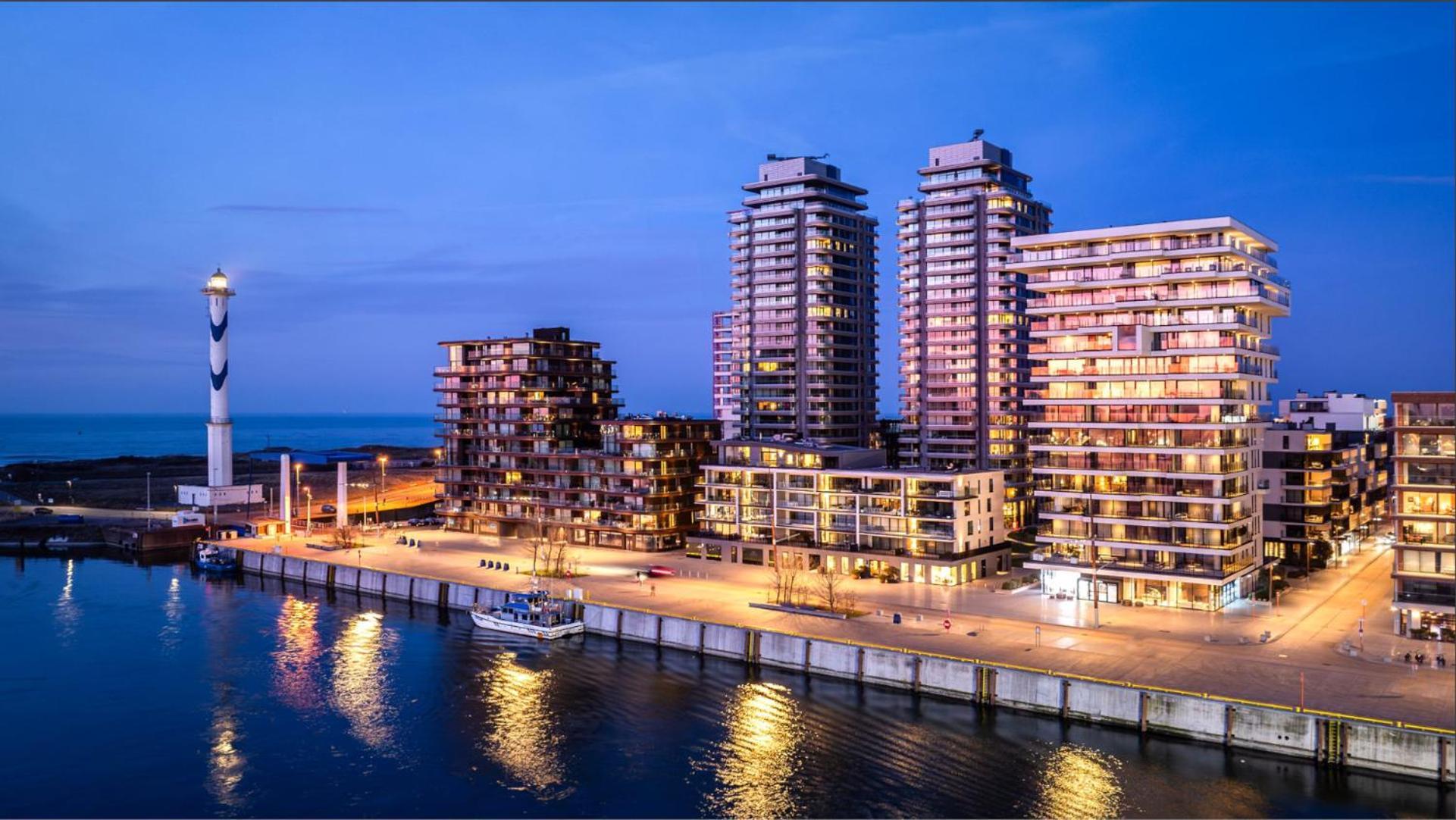 Central Park Tower Sea View Residence With Pool And Gym 奥斯滕德 外观 照片